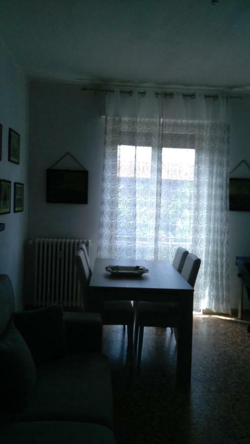아스티 Oasi Di Tranquillita 아파트 외부 사진